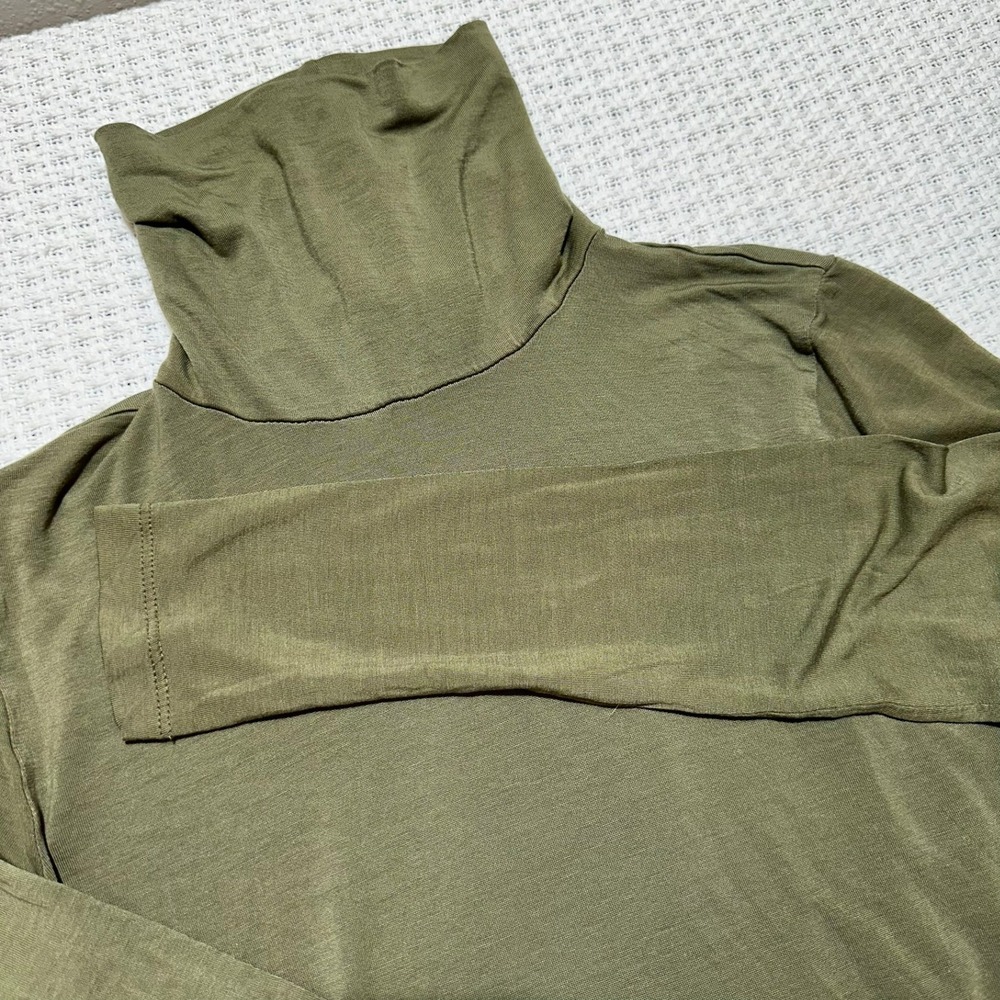 J. Crew Turtleneck Top Women‎ Med Olive Green 100% Tencel Lyocell Layering Silky - Picture 11 of 16